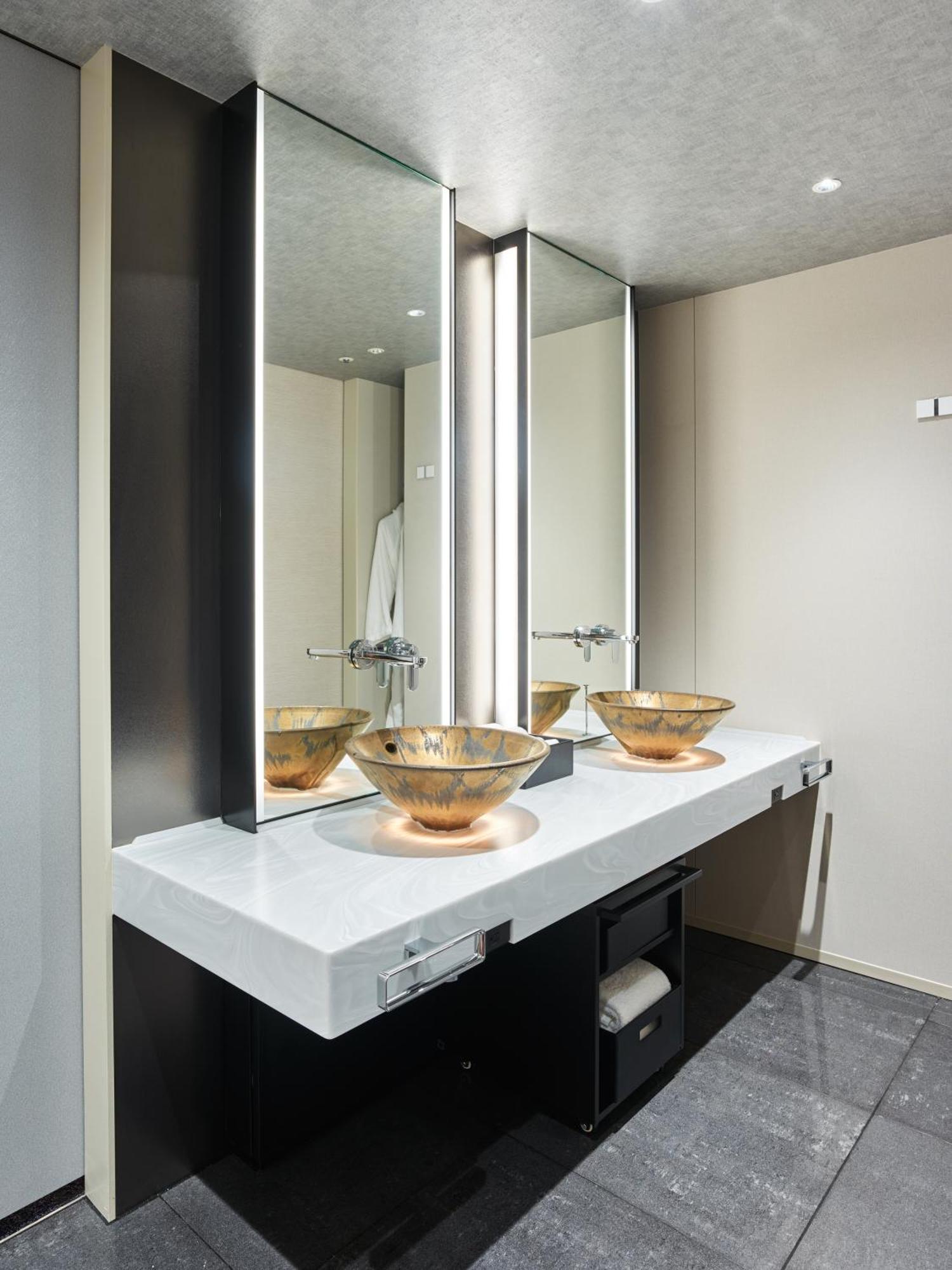 Mitsui Garden Hotel Nihonbashi Premier Токио Экстерьер фото